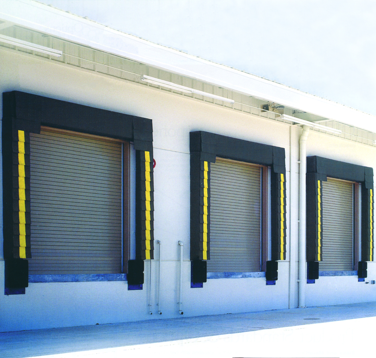 QS24 Service Doors 3